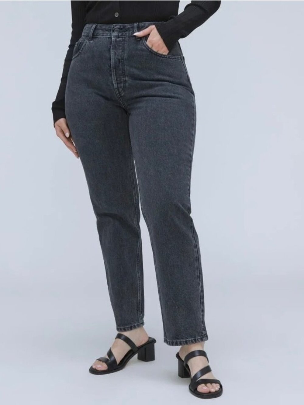 Everlane The Curvy 90s Cheeky Straight Jean Size 30 Washed Black Minimalist Chic